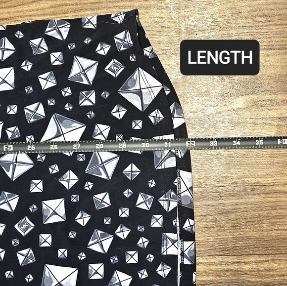 MICHAEL KORS | QAURTER ZIP STUDDED PRINTED V-NECK SHIRT DRESS - Picture 16 of 16